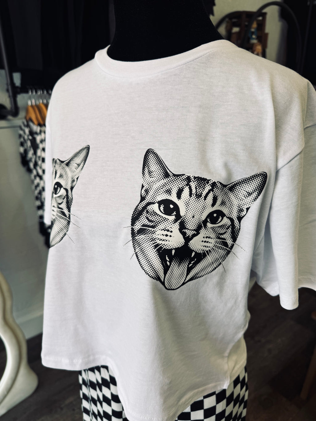 Kitties Tee 🐈‍⬛