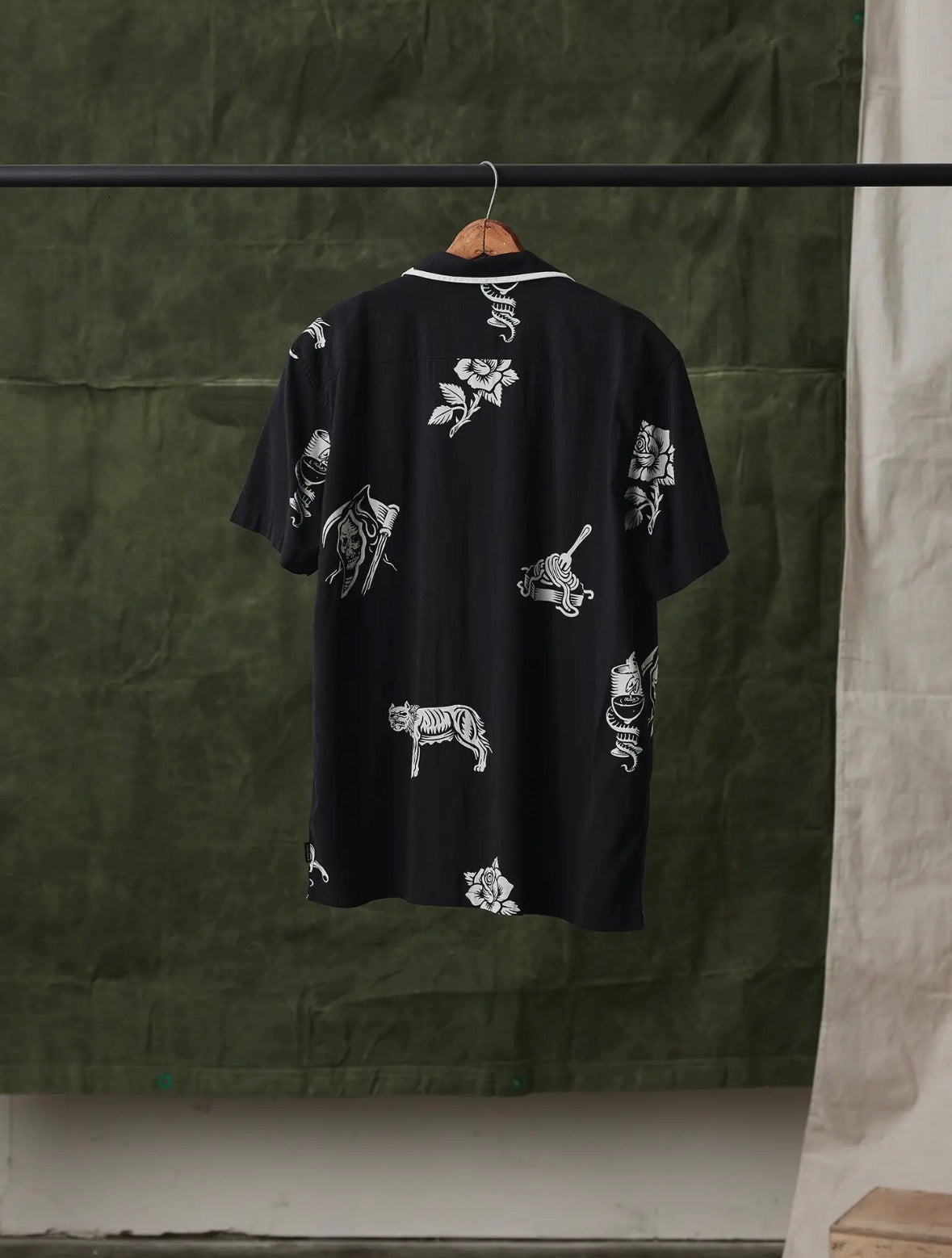 Unisex Foodie Button Up